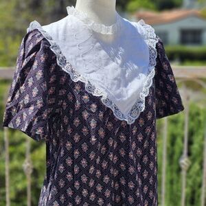 Vintage Pomare Hawaii Muʻumuʻu Dress Navy Geometric Print Eyelet Lace Prairie